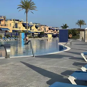  Villa Bonita Con Propio Entrada Y Con Piscina